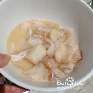 家常菜（蔬菜炖龙利鱼）的做法