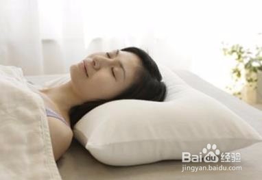 消除眼周暗沉浮肿的方法介绍