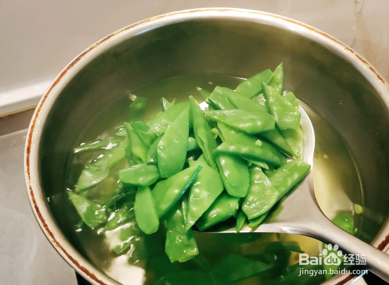 花椰菜炒荷兰豆的做法