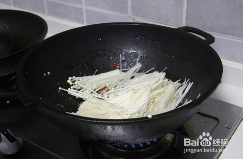 日本豆腐金针菇煲