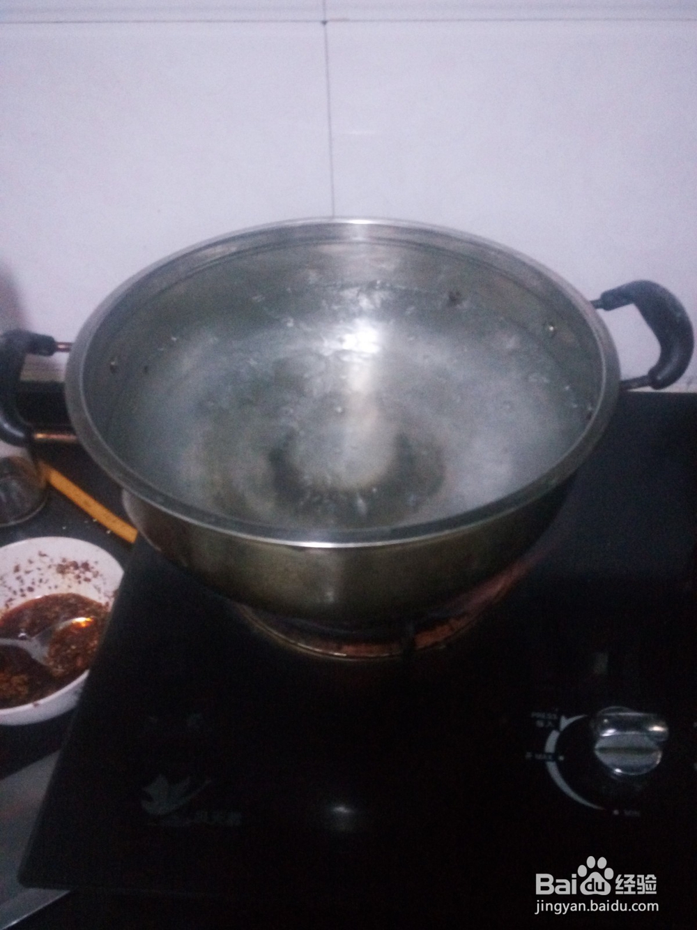 如何在家里独自做猫耳朵