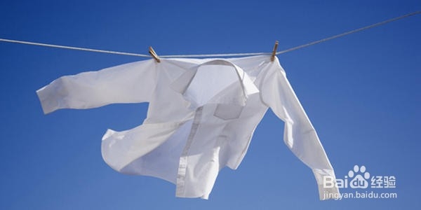 白颜色的衣服该怎么进行洗涤。