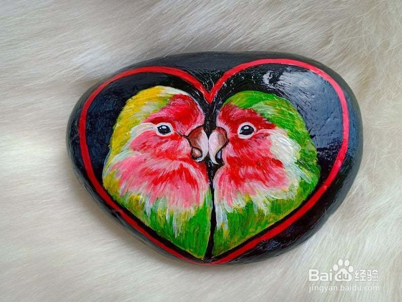 简单又漂亮的小清新手绘卵石画创意 可爱的鹦鹉