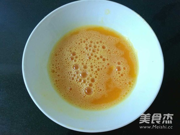 秋葵蛋卷的做法