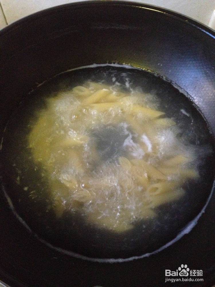 【懒人菜谱】黑椒火腿意大利面