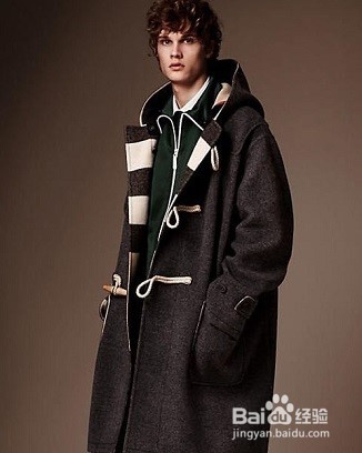 牛角扣大衣，经典学院风