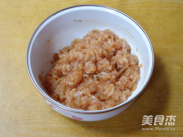 挂面鸡肉丸的做法