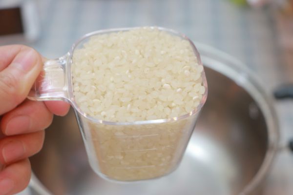 香菇鸡肉煲仔饭