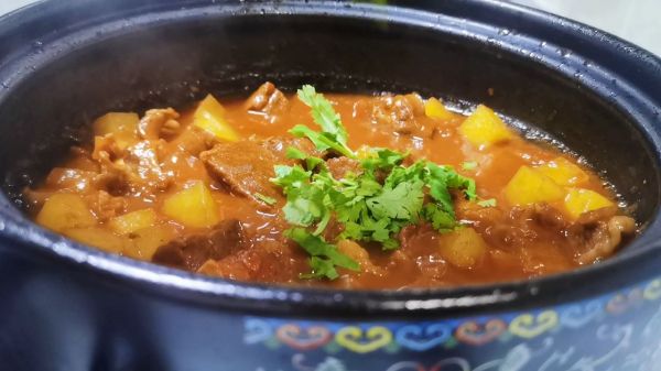 番茄土豆炖牛腩