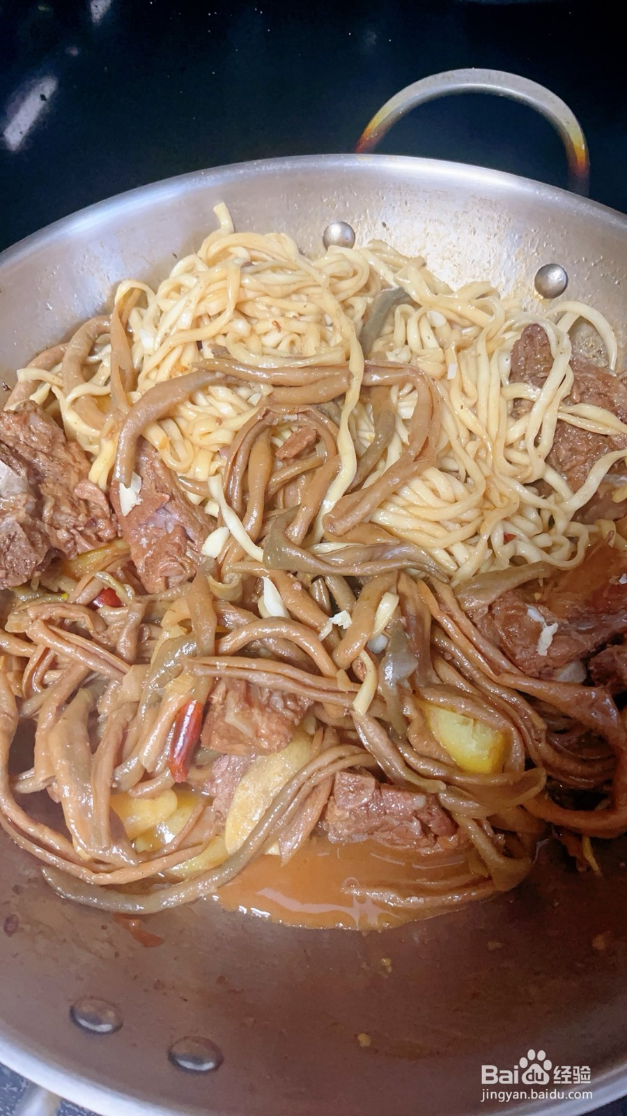 脊骨干豆角焖面的做法