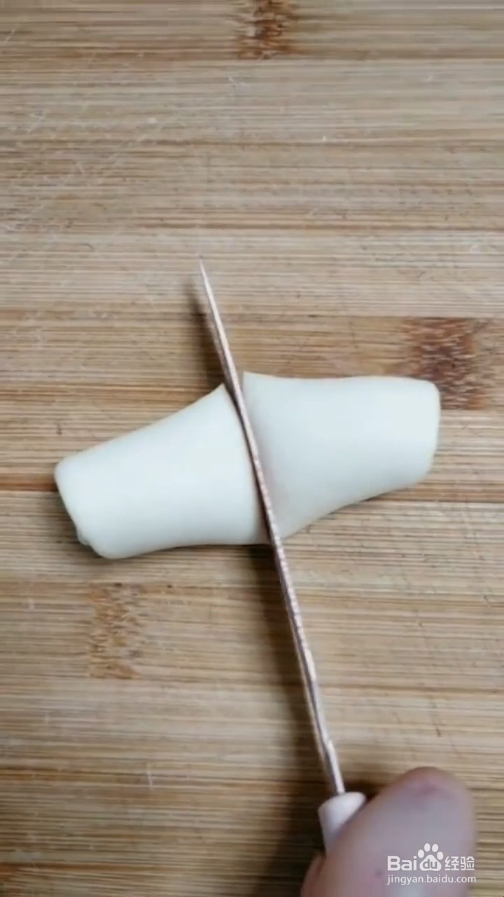 如何制作松软好吃的蜂蜜小面包