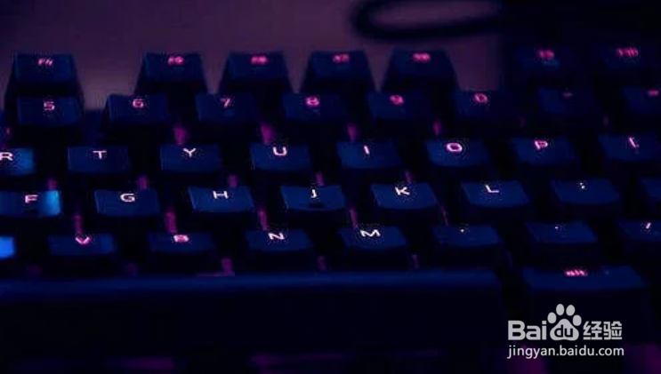 键盘三个灯闪一下就不亮了