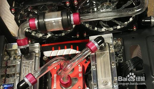 如何组装便宜的电脑水冷主机