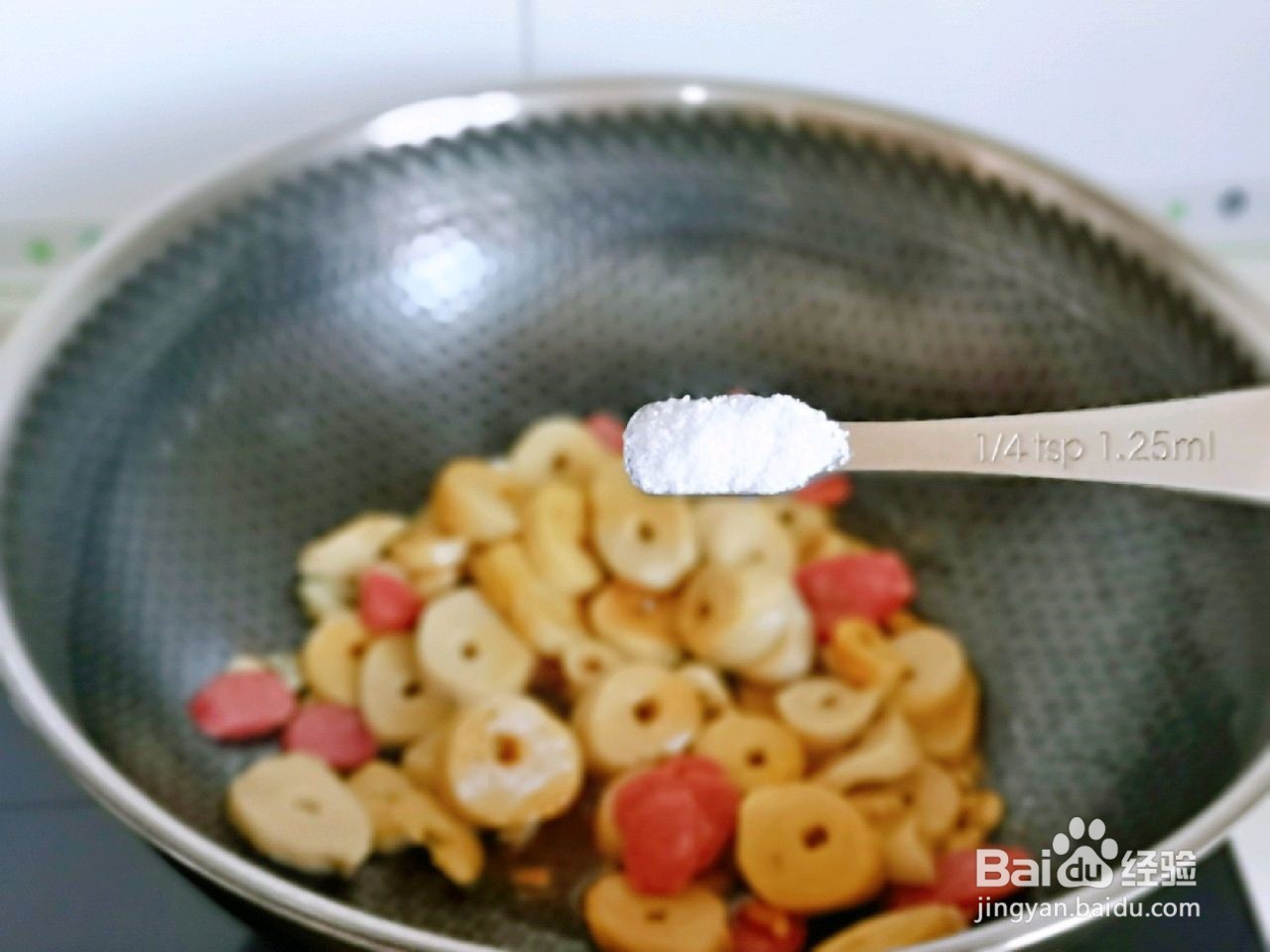 芦笋香肠炒素鸡