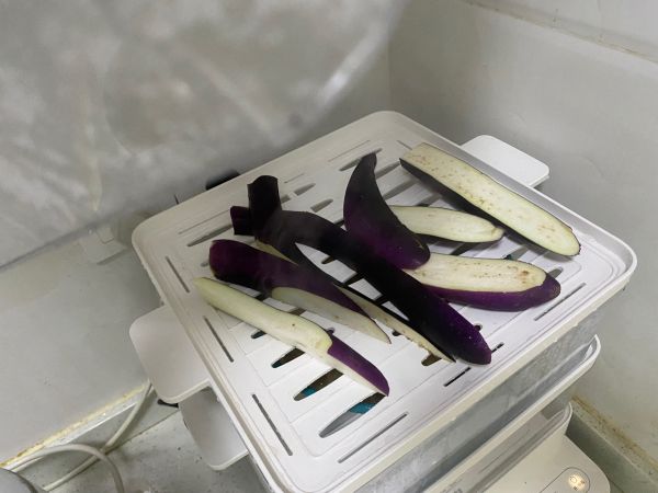 青椒茄子凉拌菜