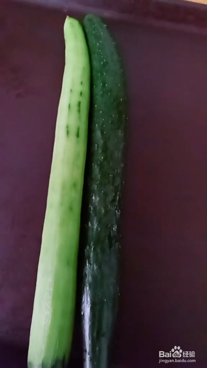 如何腌制美味爽口的手拍黄瓜