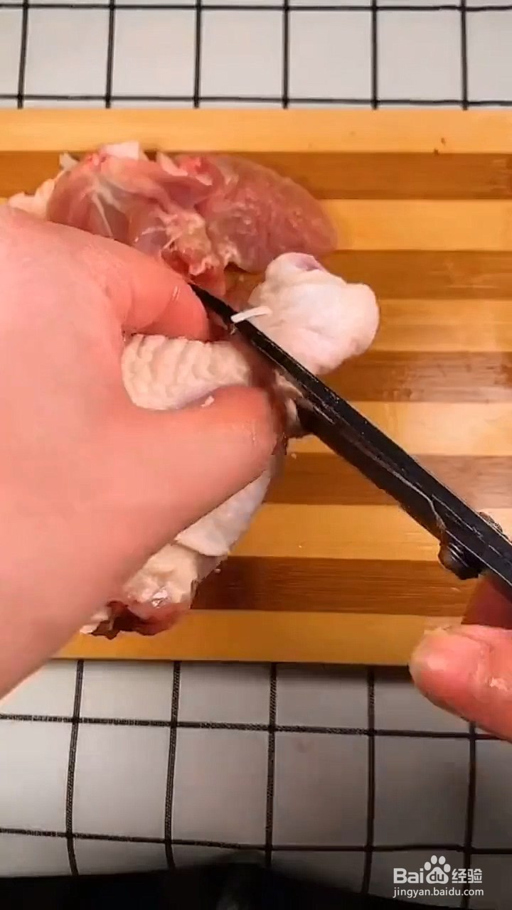 如何制作鸡腿肉饭？