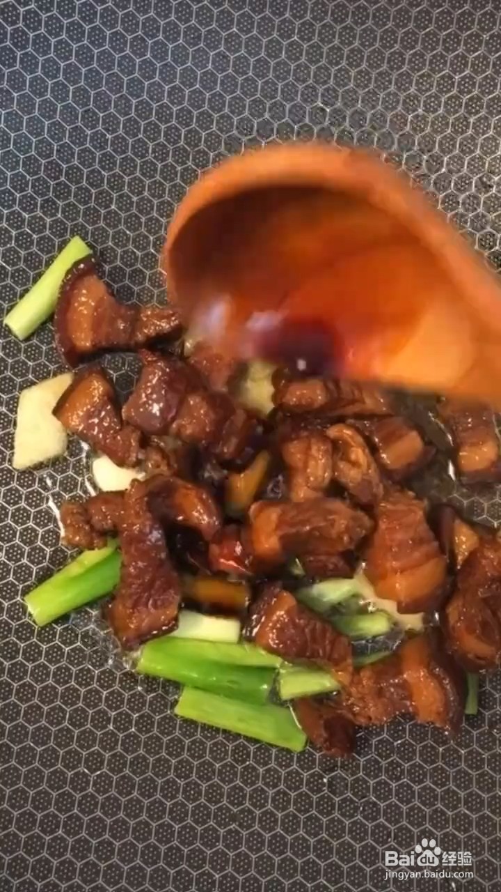 如何自制美味好吃的东北豆角焖面