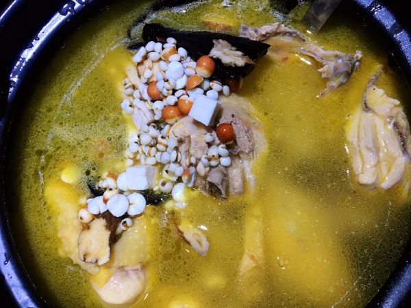 灵芝土茯苓去湿汤