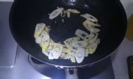 春笋炒鸡片的做法