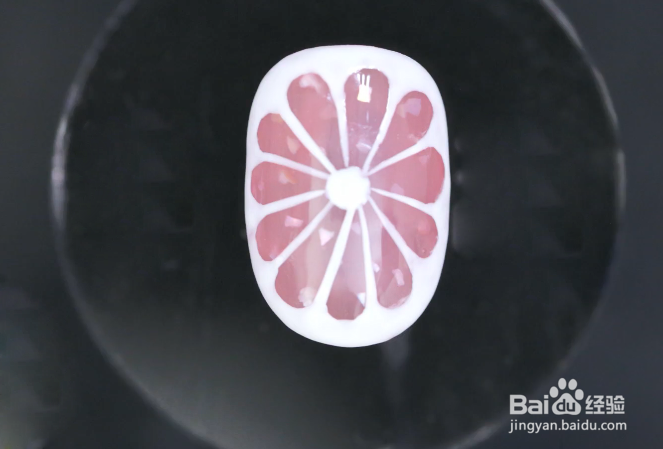 怎样做西柚美甲?