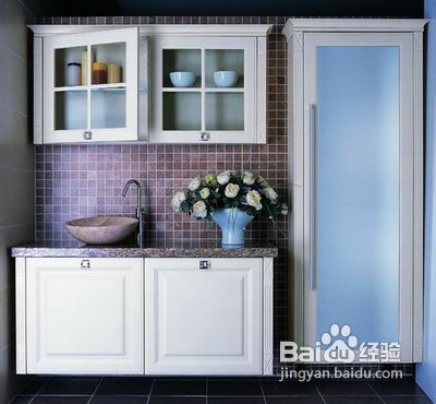 什么样的浴室柜比较实用？