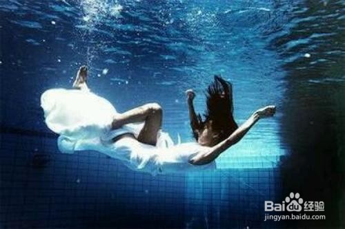 游泳溺水应当如何预防和自救?