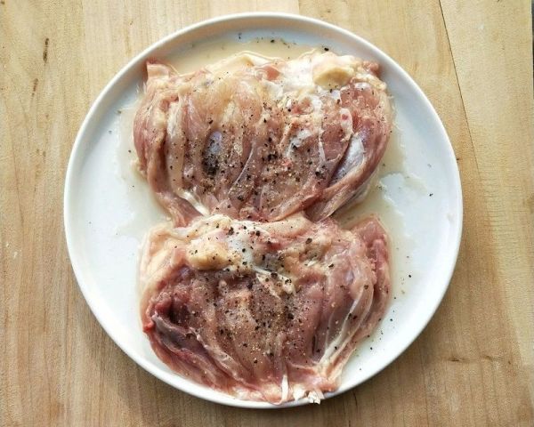 黑胡椒烤蔬菜鸡腿卷