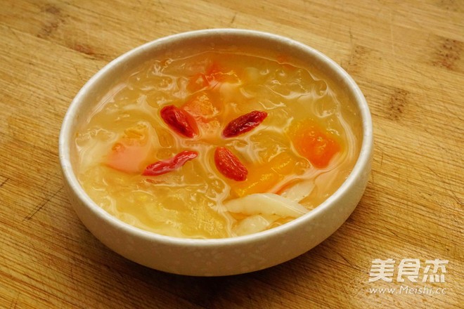 木瓜银耳炖的做法