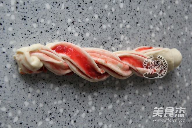 酸甜可口的山楂果酱扭结包