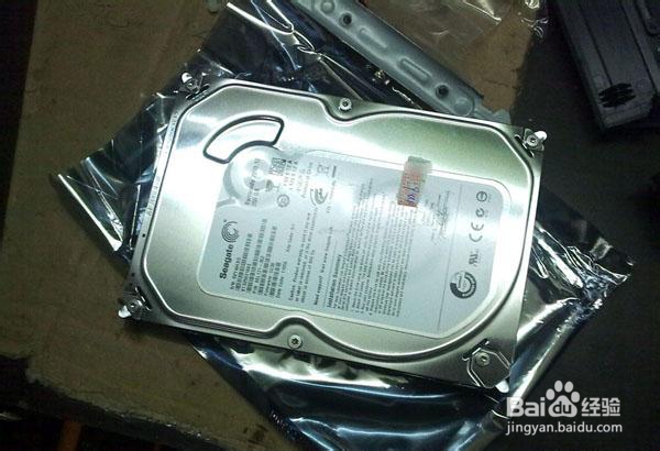 电脑装机详细步骤图文教程：[4]各种数据线