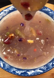 教你一招冲泡藕粉的小技巧