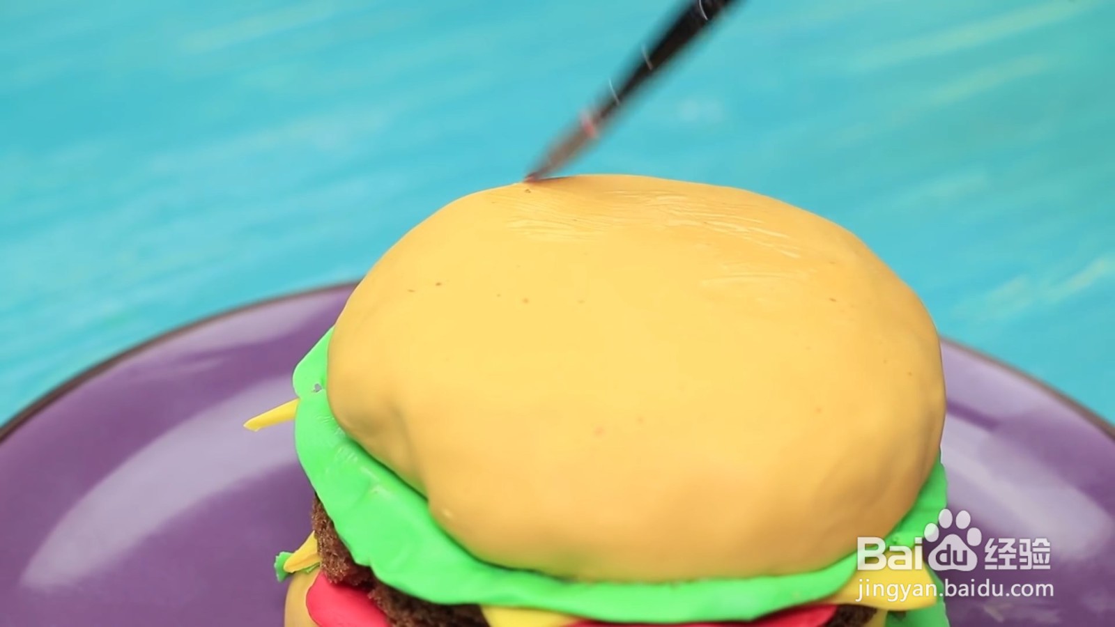 如何用蛋糕制作汉堡