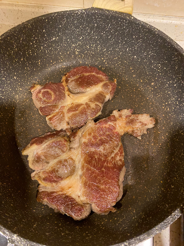 吃到顶瘦身牛排白领自带餐