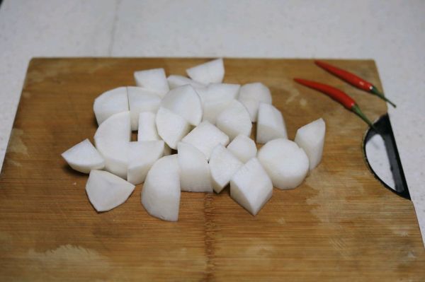 经典搭配－萝卜烧牛肉