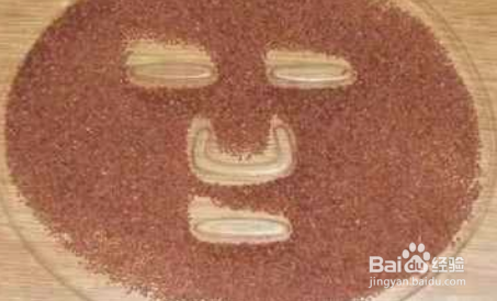 海藻加纯牛奶一起做面膜