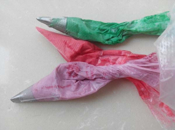 花朵奶油香芒戚风蛋糕