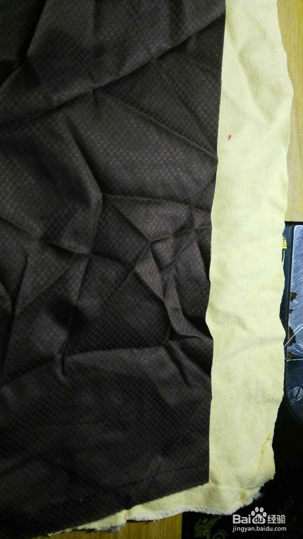 心灵手巧的妈妈做笔帘