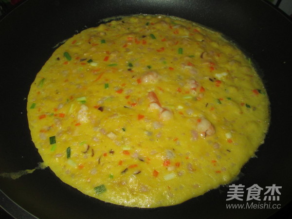 虾仁鸡蛋卷的做法