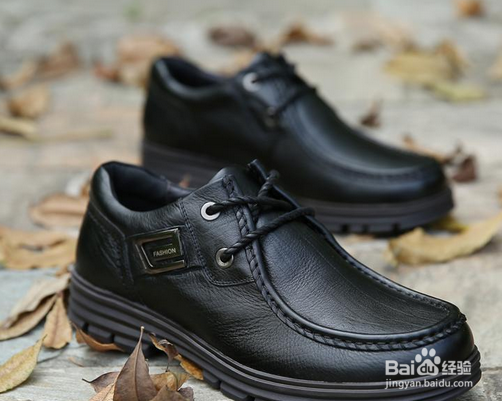 如何挑选皮鞋