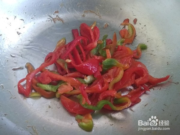 如何制作辣炒手撕杏鲍菇