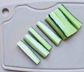 自己制作腌制黄瓜丝
