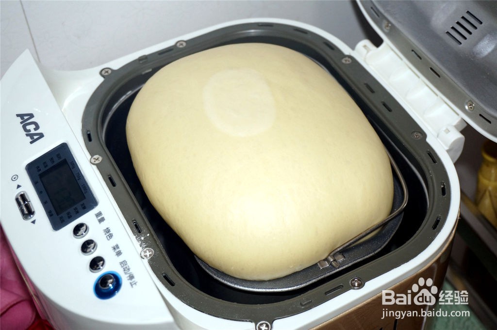 香葱肠仔面包的做法