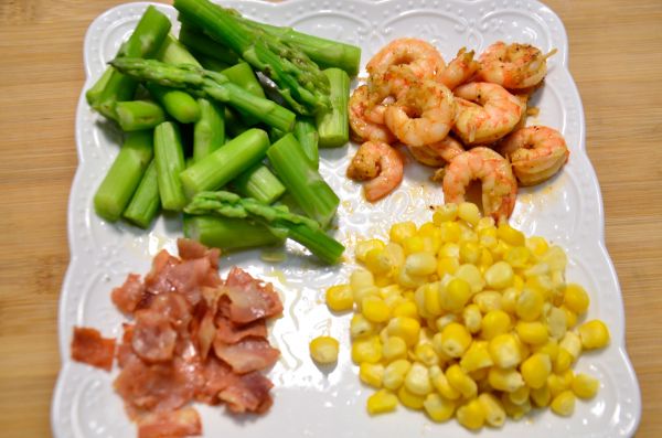 鲜虾芦笋薄底批萨