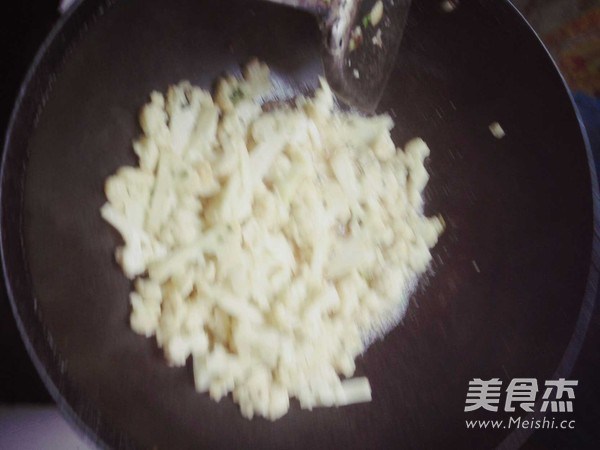 素炒花菜的做法