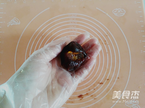 豆沙酥皮月饼
