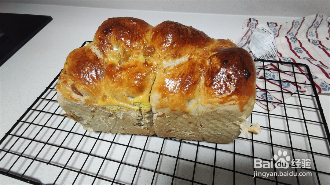 手撕千层葡萄干牛奶吐司