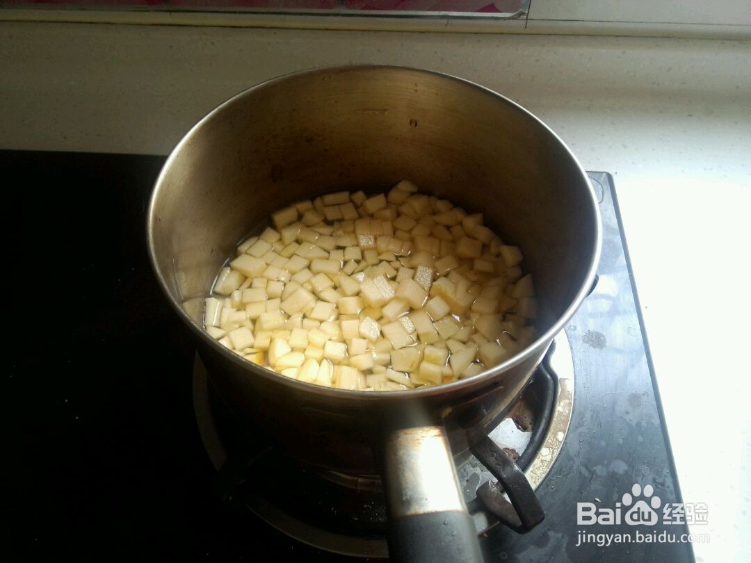 肉桂苹果面包杯的做法