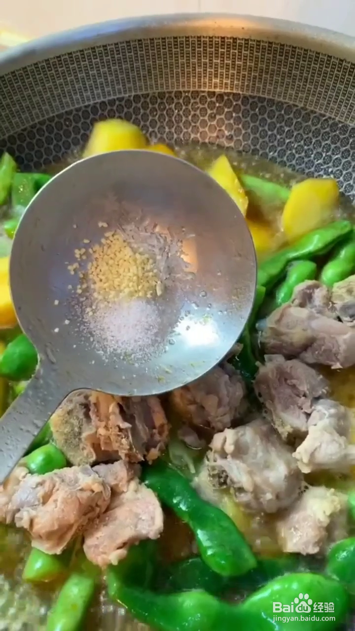 如何制作好吃的豆角土豆烧排骨
