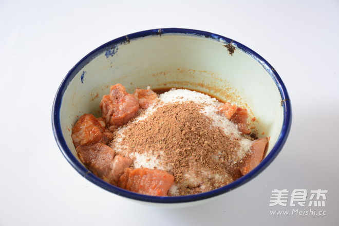 粉蒸排骨的做法